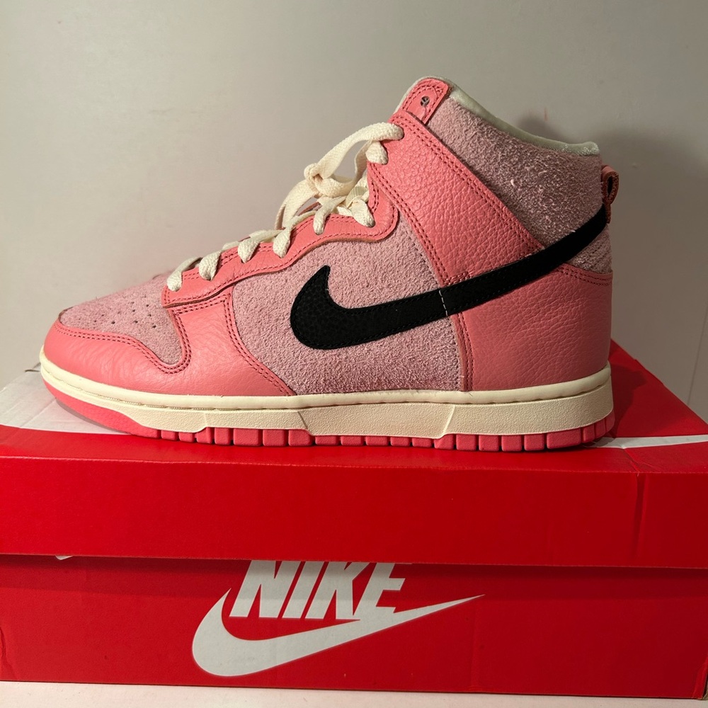 Nike dunk high pink prime